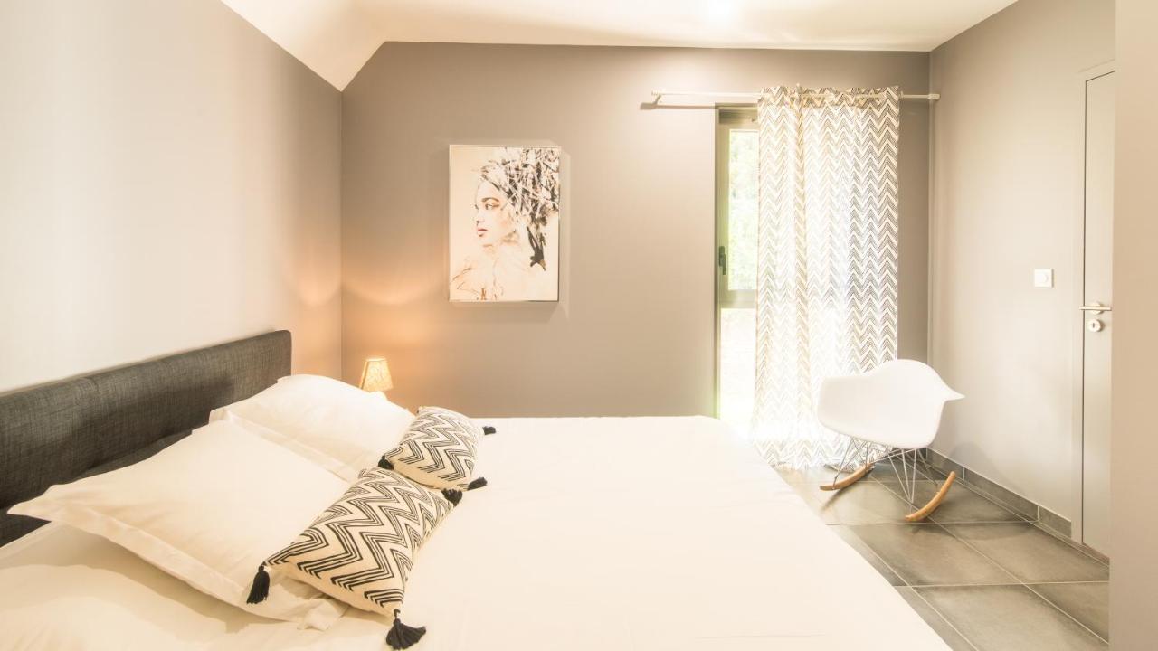 Le Coin Cosy Avec Balcon Terrasse Parking Prive Et Linge De Lit Compris Apartment Sarlat-la-Caneda Exterior photo